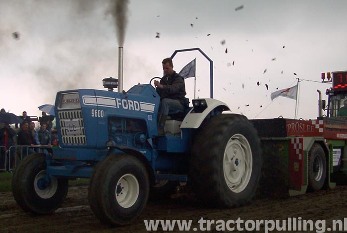FORD 9600