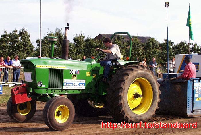 JOHN DEERE 4020